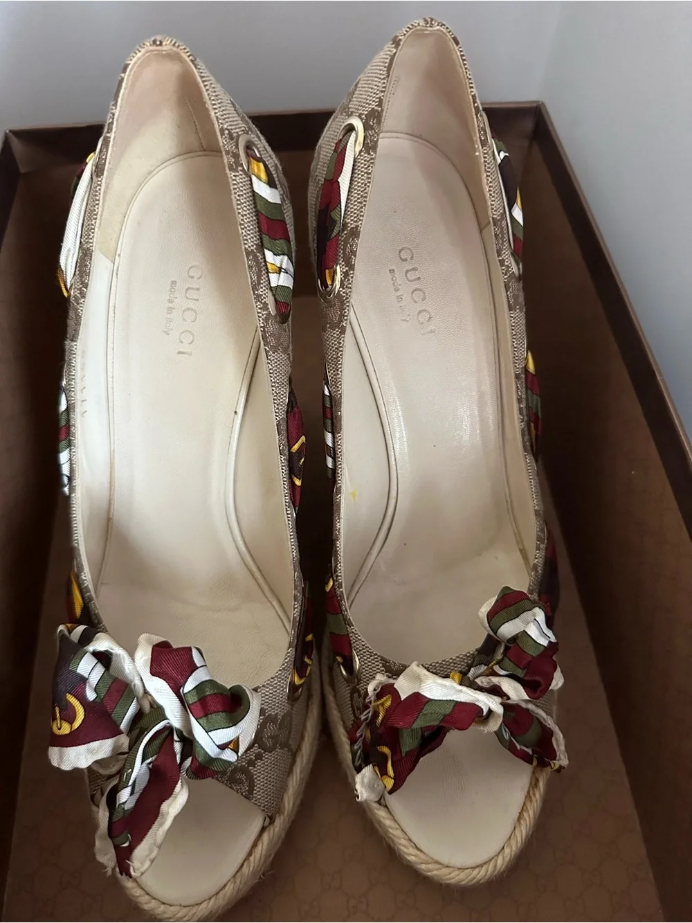 Gucci Beige GG Canvas Espadrille Wedges with Multicolor Bow